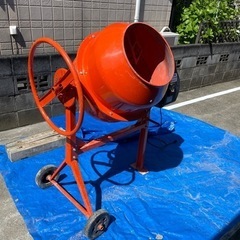 コンクリートミキサー