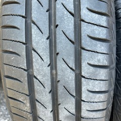 車のパーツ タイヤ、ホイールの画像