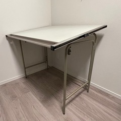 折りたたみデスク&IKEAデスクパットの画像