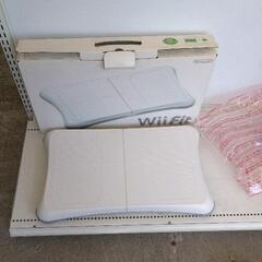 0518-032 Nintendo Wii Fit Plus ハ...