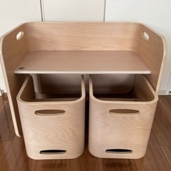 HOPPL TOWN コロコロデスクとチェアのセットの画像