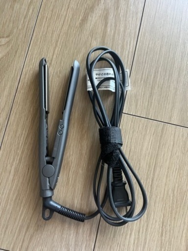 ヘアアイロン　ミニサイズ