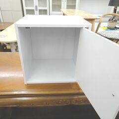 ① キューブボックス 幅35cm 奥行29.5cm 高さ35cm カラーボックス 扉付き 1段 ホワイト 収納ボックス 棚 札幌 西岡店の画像