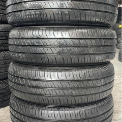 車のパーツ タイヤ、ホイール