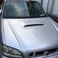 スポーツカースバル