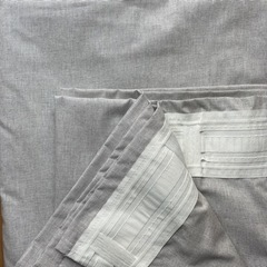 カーテンの画像