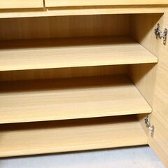 人気の無印良品(MUJI)のタモ材 キャビネット・木製扉！ナチュラルで