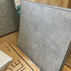 床材  塩ビタイル 450角