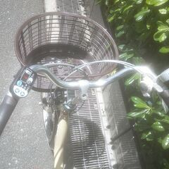 電動20インチ 税別￥36.182- 新基準ヤマハパス　良品6.6Ah　電動自転車　３ヶ月保証　クリーム518の画像