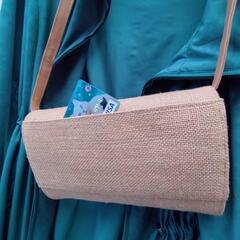 2点で定価¥51700★新品★ケイミ― kayme★ゴールドビジュー 26ポケットバッグ★定価¥35200★ショルダー、ポシェット★アートブック¥16500の画像