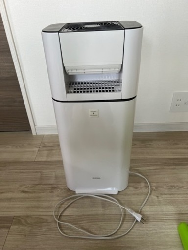 ⭐︎値下げしました！⭐︎アイリスオーヤマ　除湿機　家電