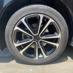 車のパーツ タイヤ、ホイール