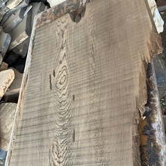 銘木　板　レトロ　ビンテージ　一枚板　インテリア　台　テーブル　ハンドメイド　工芸　カッティングボード　
の画像