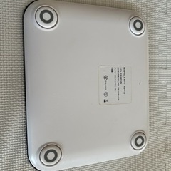 RENPHO 充電式体重計の画像