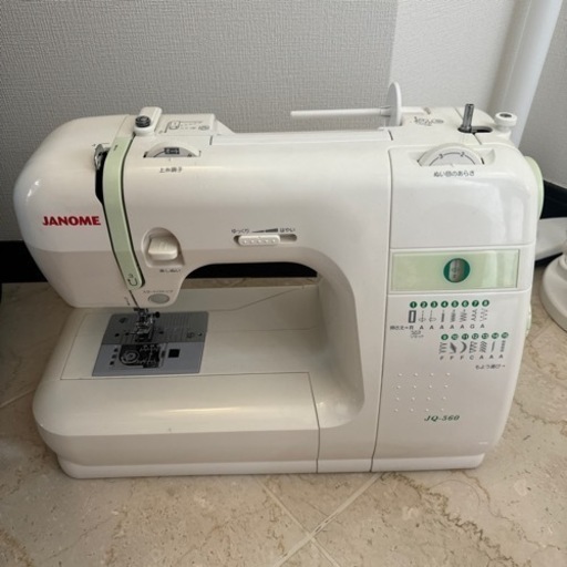 家電 生活家電 ミシン　JANOME JQ-560