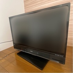 32型液晶テレビ ブルーレイ内蔵 首振り