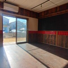 【店舗】賃料￥66,000🪚DIY可能🚾あり🟩「せんぱく工舎」E...
