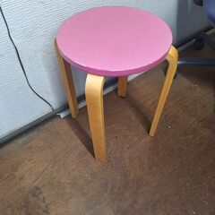 【お貸しします】椅子、長机、ホワイトボード