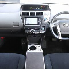 トヨタ プリウス　アルファ 　Ｓ　チューンブラック⭐後席モニターついてます🙆‍♀️の画像