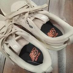 ★【ニューバランス】スニーカー  ウォーキングシューズ (UA900) 【定価9,900円】北九州店舗店頭販売のみの画像