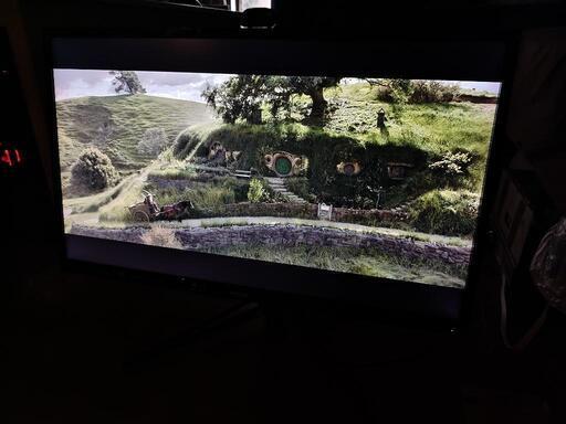 PHILIPS フィリップス 31.5型ワイド 4k hdr 液晶ディスプレイ  モニター 2020年製
