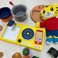 【お譲りします】おままごとセット　野菜たくさん　しまじろうぬいぐるみ付の画像