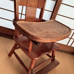 【OmNi ANTIQUEs】古いベビーチェアです(^_^)
