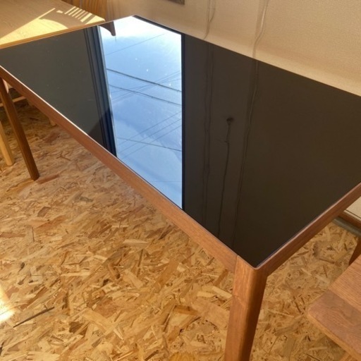 ACTUS ダイニングテーブル ガラス天板 DALLA BK-GLA　家具 収納家具 カラーボックス