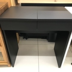 ドレッサー、IKEA