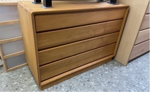 丸みがキレイなチェスト