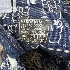 VANS レディースハイカットスニーカー 23.5cmの画像