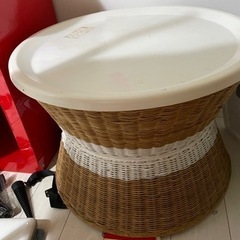 IKEAテーブル無料