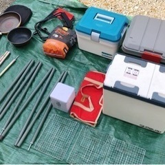 キャンプ用品セット売りの画像