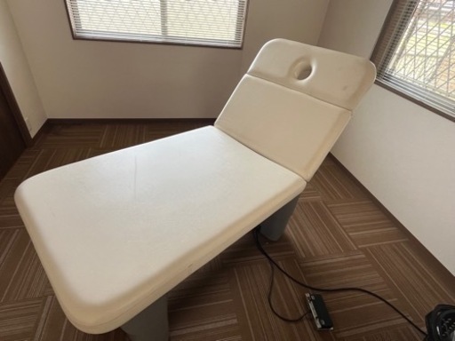 INT46⭐️美中古⭐️タカラベルモンテ　エブリワンN  エステベッド　定価50万?‍♀️