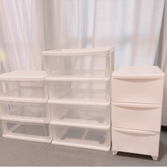 ニトリ収納ケース3点セット　衣装ケースと突っ張り棒の画像
