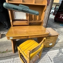お取引中　無料　勉強机