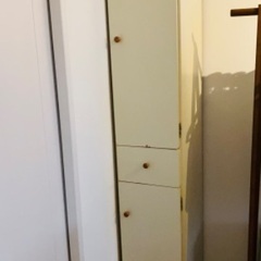 収納家具　棚　たんす