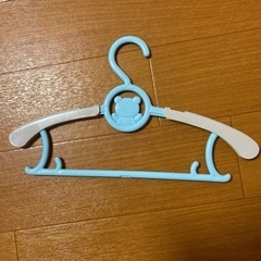 西松屋　子供用ハンガー　8本セットの画像