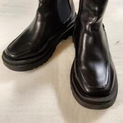 本日19日限り　サイドゴアブーツ　23.5cmの画像