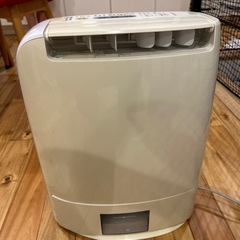 家電 季節、空調家電 ファンヒーター