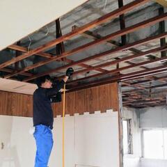 【大募集】シロアリ工事の作業補助日給8.000円〜【日払い可】の画像