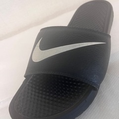 NIKE BENASSI ナイキ べナッシ　シャワー サンダル　中古品の画像