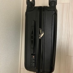 キャリーケースの画像