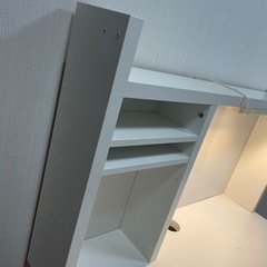IKEA 学習机の画像