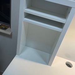 IKEA 学習机の画像