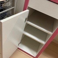 IKEA 学習机の画像