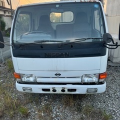 日産 アトラス 1トンディーゼルトラック