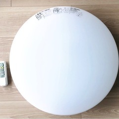 ほぼ使用してないLEDシーリング照明リモコン付き