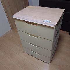 プラスチックタンス