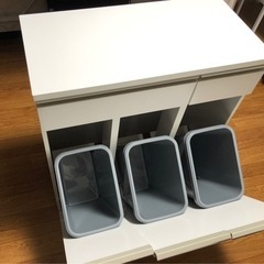 ゴミ分別　キャビネットの画像